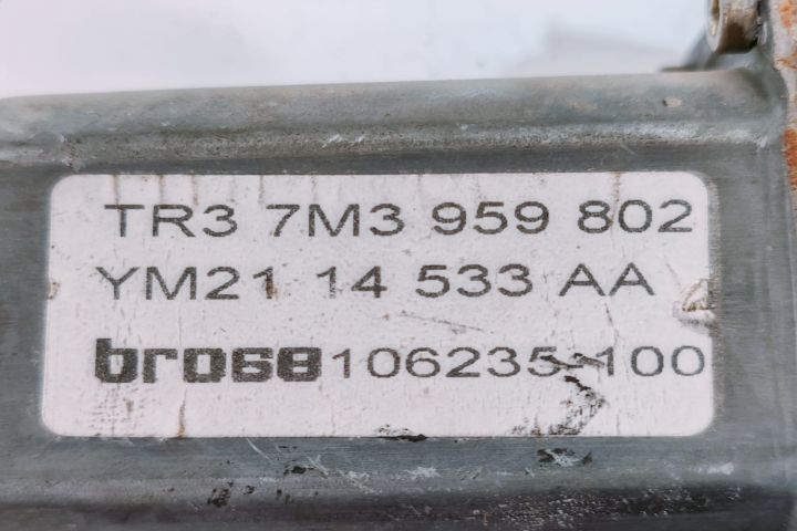 Motoras Macara  Dreapta Spate  7M3959802 / 1H4959811B Volkswagen VW S