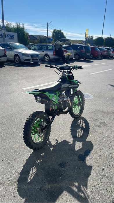 Vand moto cross 125cc ca nou , a fost luat de nou din magazin cu fact
