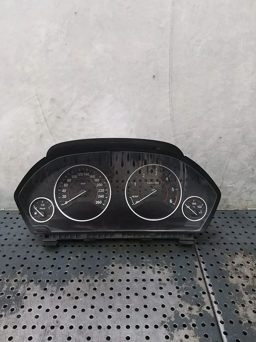Ceasuri bord diesel bmw seria 3 f30 f31 9232895