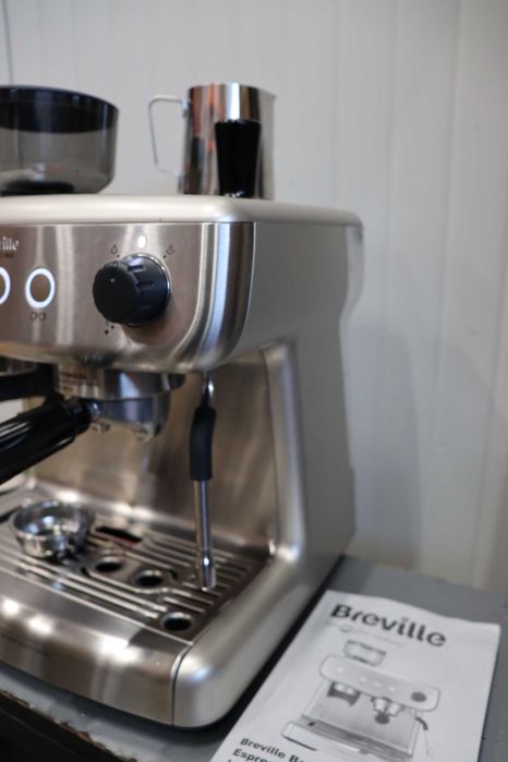 Breville Barista Max Еспресо кафемашинас вградена мелачка за зърна