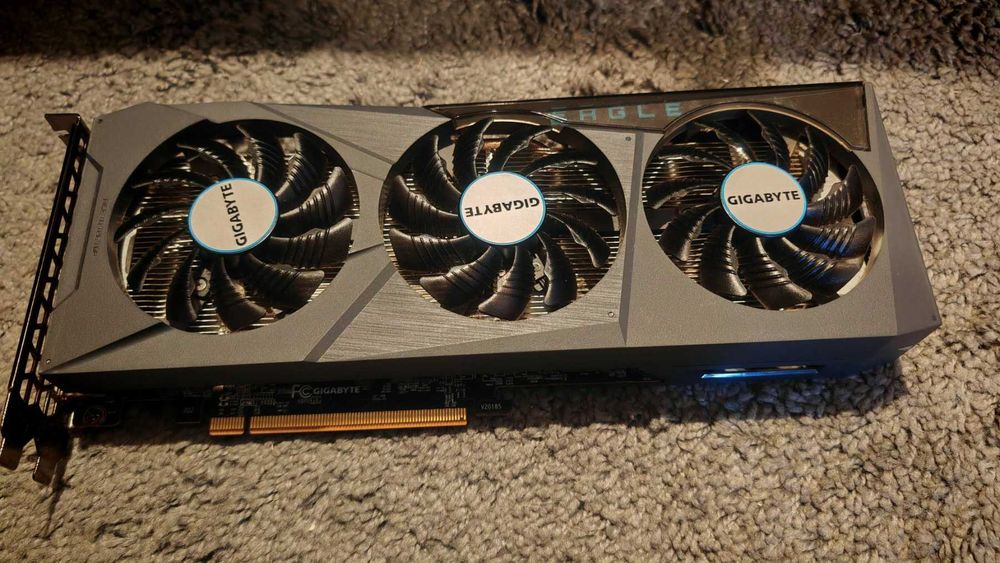 ВидеоКарта GIGABYTE Radeon RX 6600XT Eagle 8GB