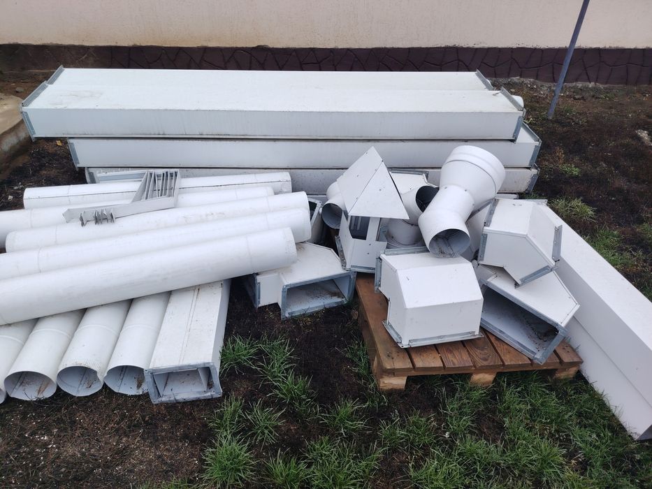 Продам вытяжку воздухотвод новый с б/у мотором