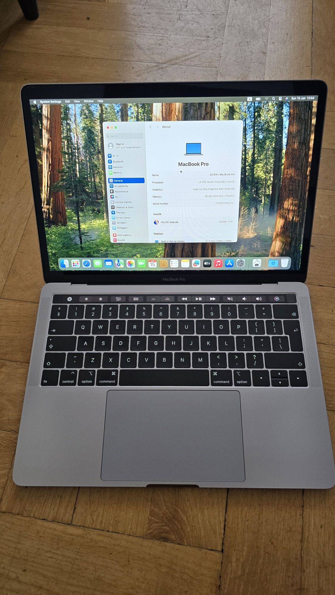 Macbook pro 13 A2159 2019 i5 16/256