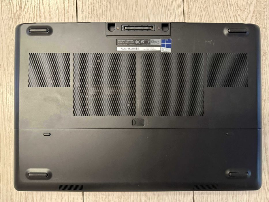 Dell 7710, 17'' I5 defect, Tavita suport CD,DVD Epson