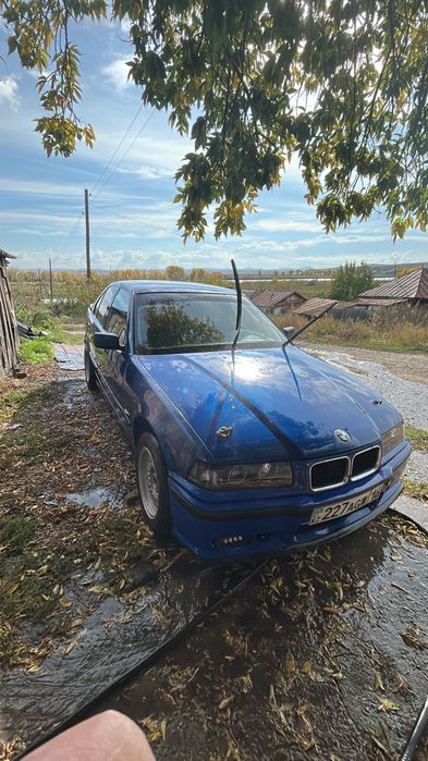 BMW E36 продам аварийная