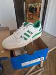 Adidas nr 44 si jumătate