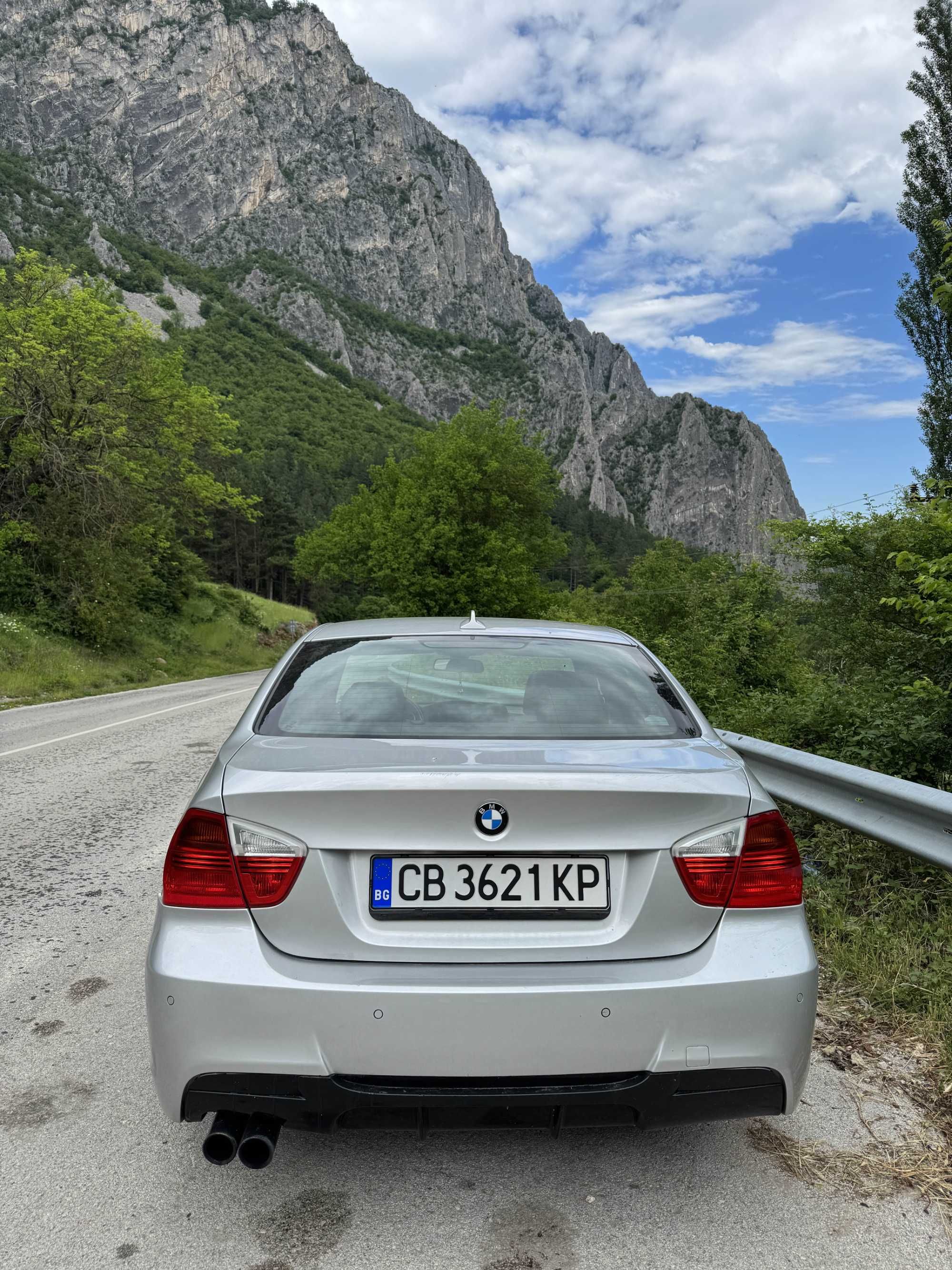 2005 BMW E90 325i