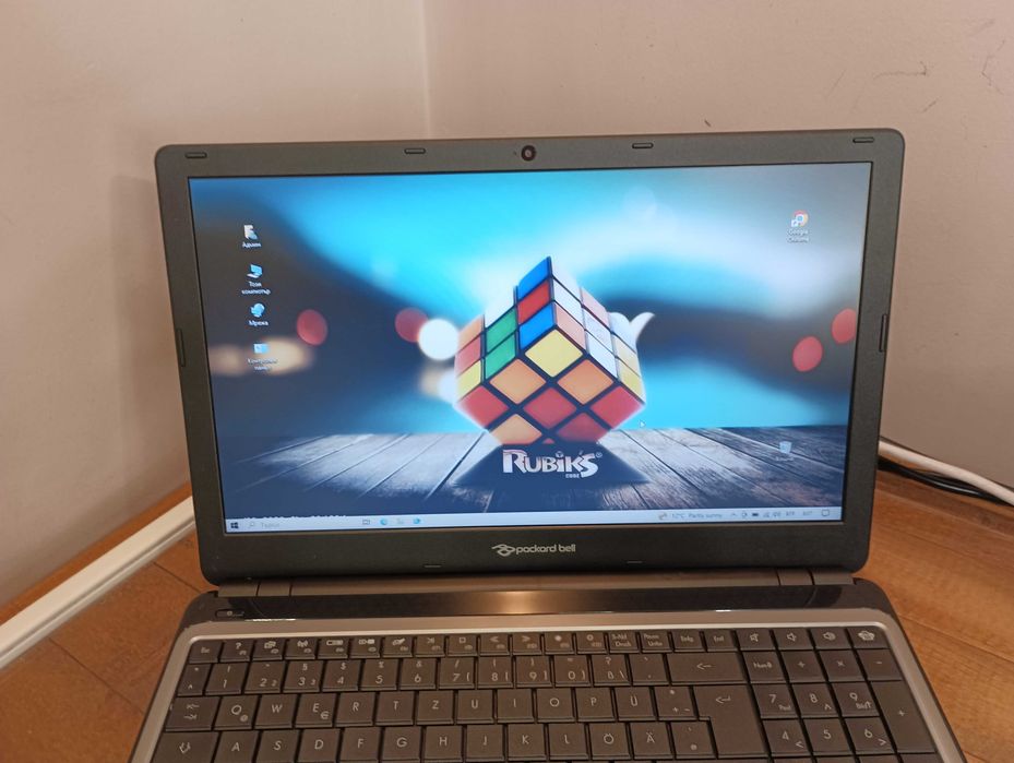 Лаптоп Packard Bell Z5WT3 15.6