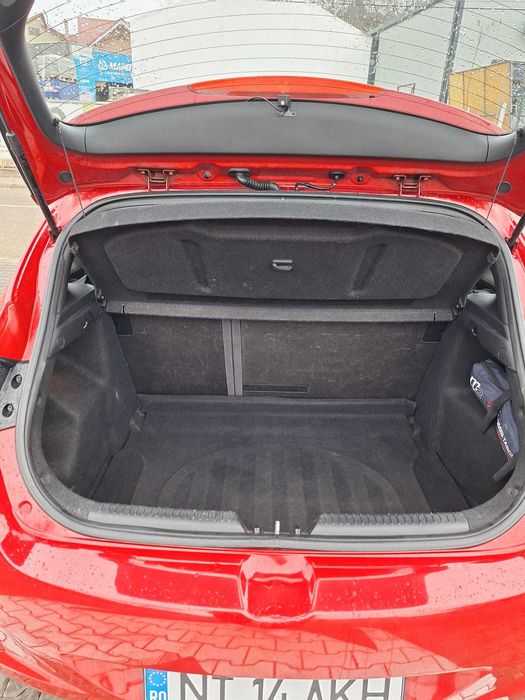 Hyundai i30 1.4 Diesel 2013 – Kilometri Reali, Întreținut Impecabil