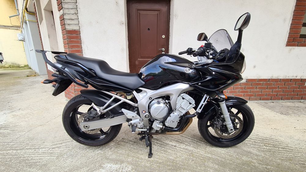 suport top case Yamaha FZ6