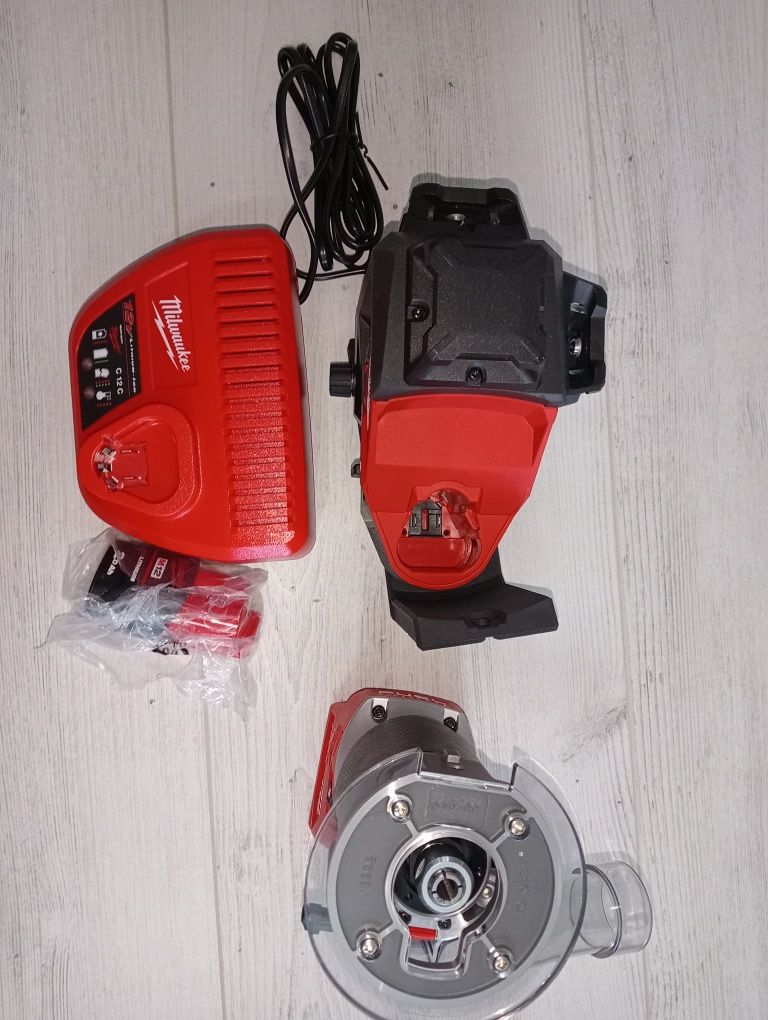 Freza milwaukee m18ftr8 și laser m123pl