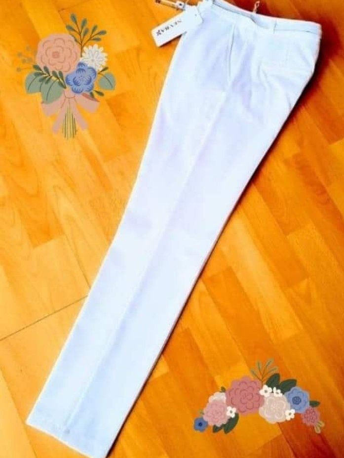 Pantaloni dama albi eleganți, curea inclusa,diverse marimi