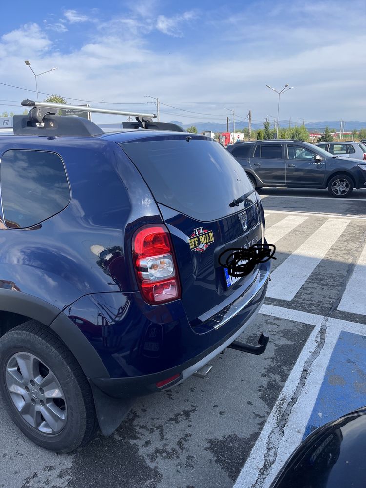 Vând Dacia duster 4*4! Km reali