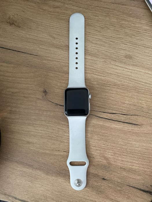 Продам Apple watch s3