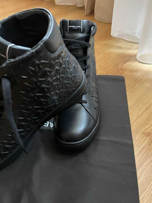 ЧИСТО НОВИ Обувки Michael Kors от естествена кожа