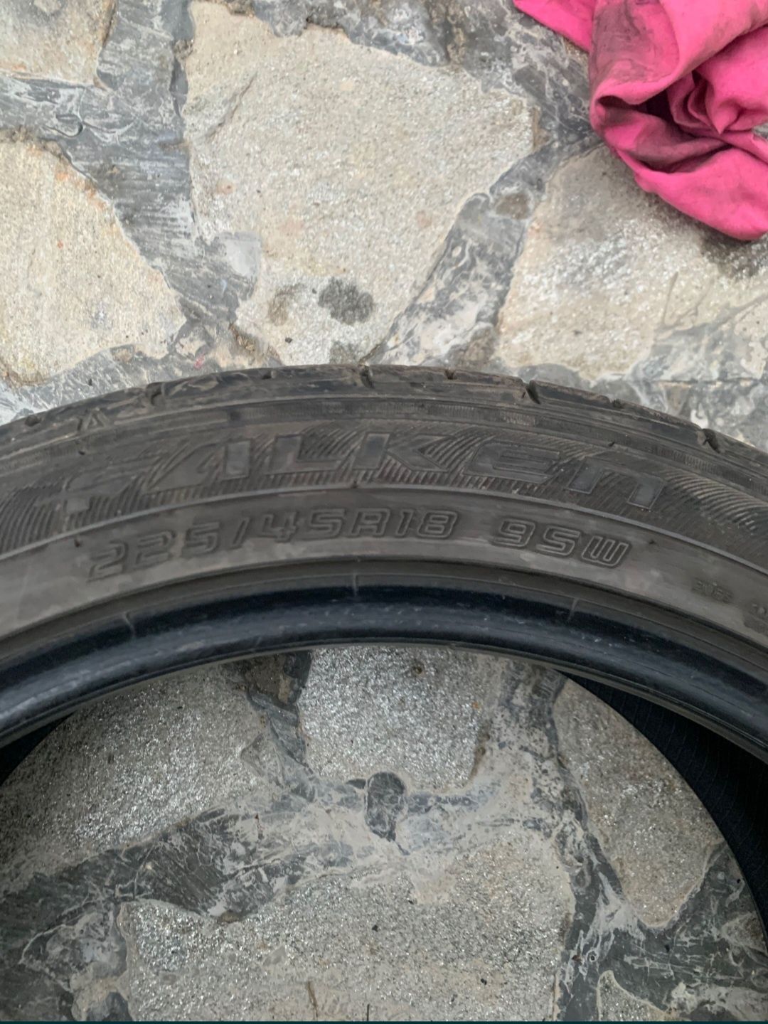 Vand cauciucuri vara 255/40R18-225/45R18