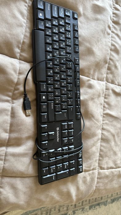 Продается клавиатура