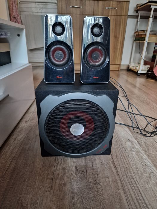 Субуфер с тонколони Trust GXT 38