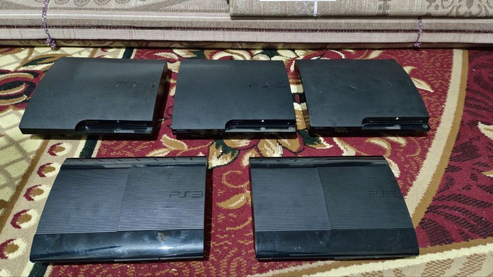Ps3 Lar Koreyadan kelgan xotirasi 500GB dan 4ta bor