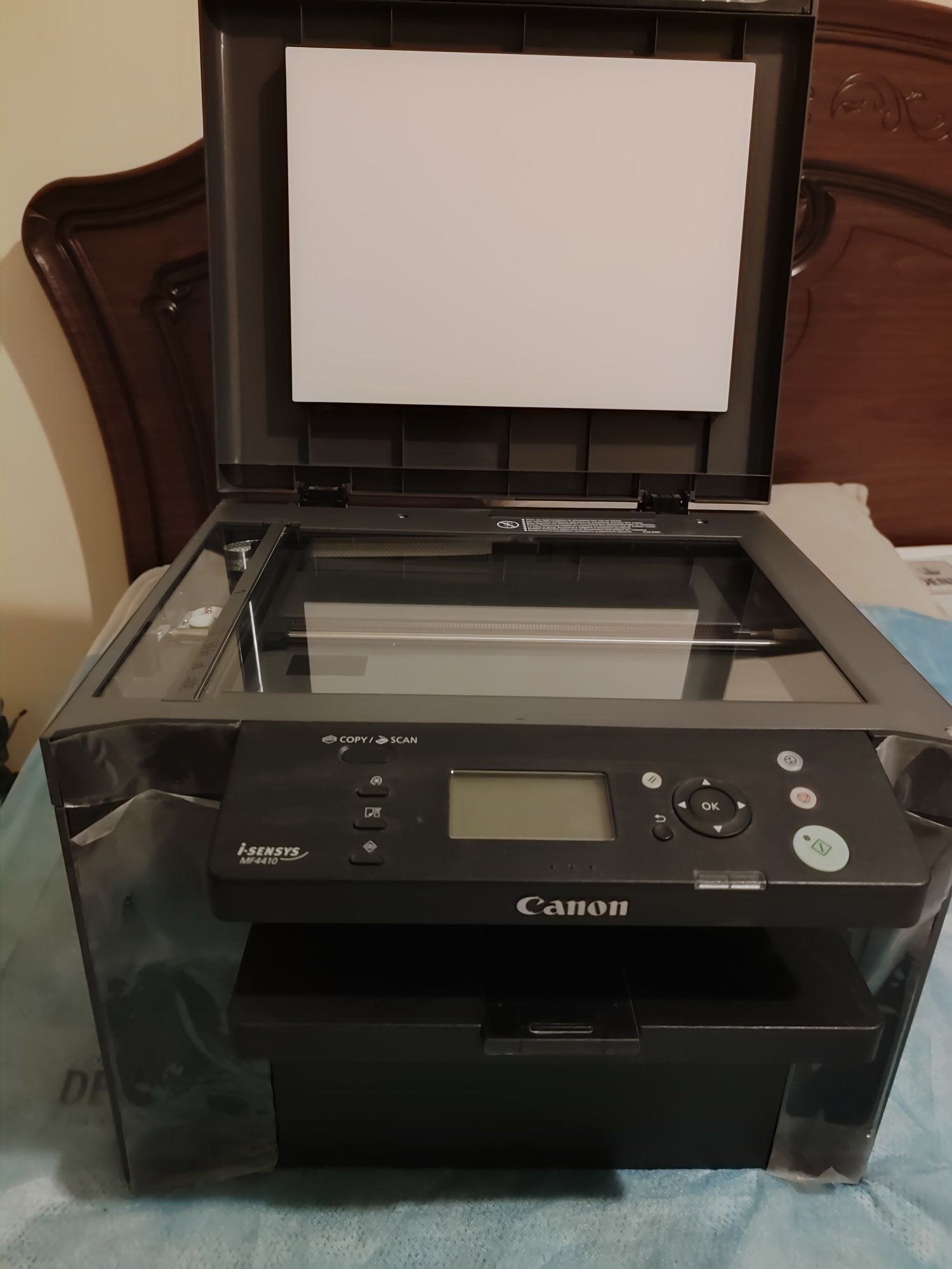 Продам Canon 3 в 1(сканер.приентер.копия) бу почти как новый