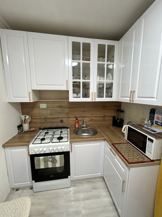 Продам кухню срочно