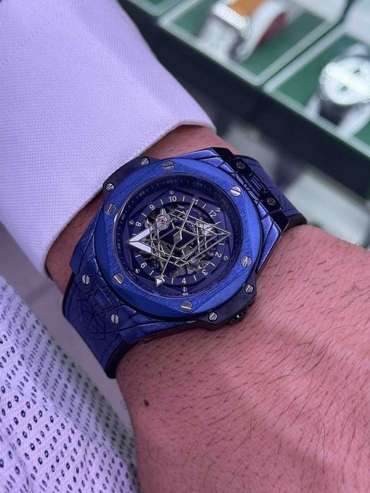 Hublot часы наручные