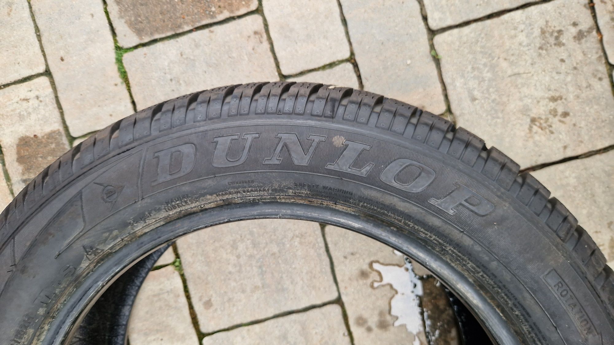 Anvelope iarna 215 60 R 17 C Dunlop