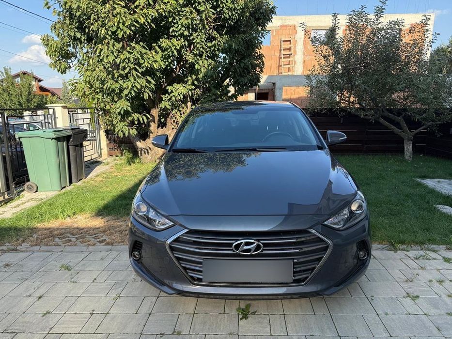 Hyundai Elantra Hyundai Elantra Exclusive, 2017, benzina, cutie manuală, al doilea pro