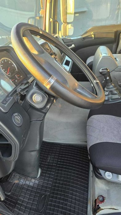 Man Forestier cu macara Epsilon