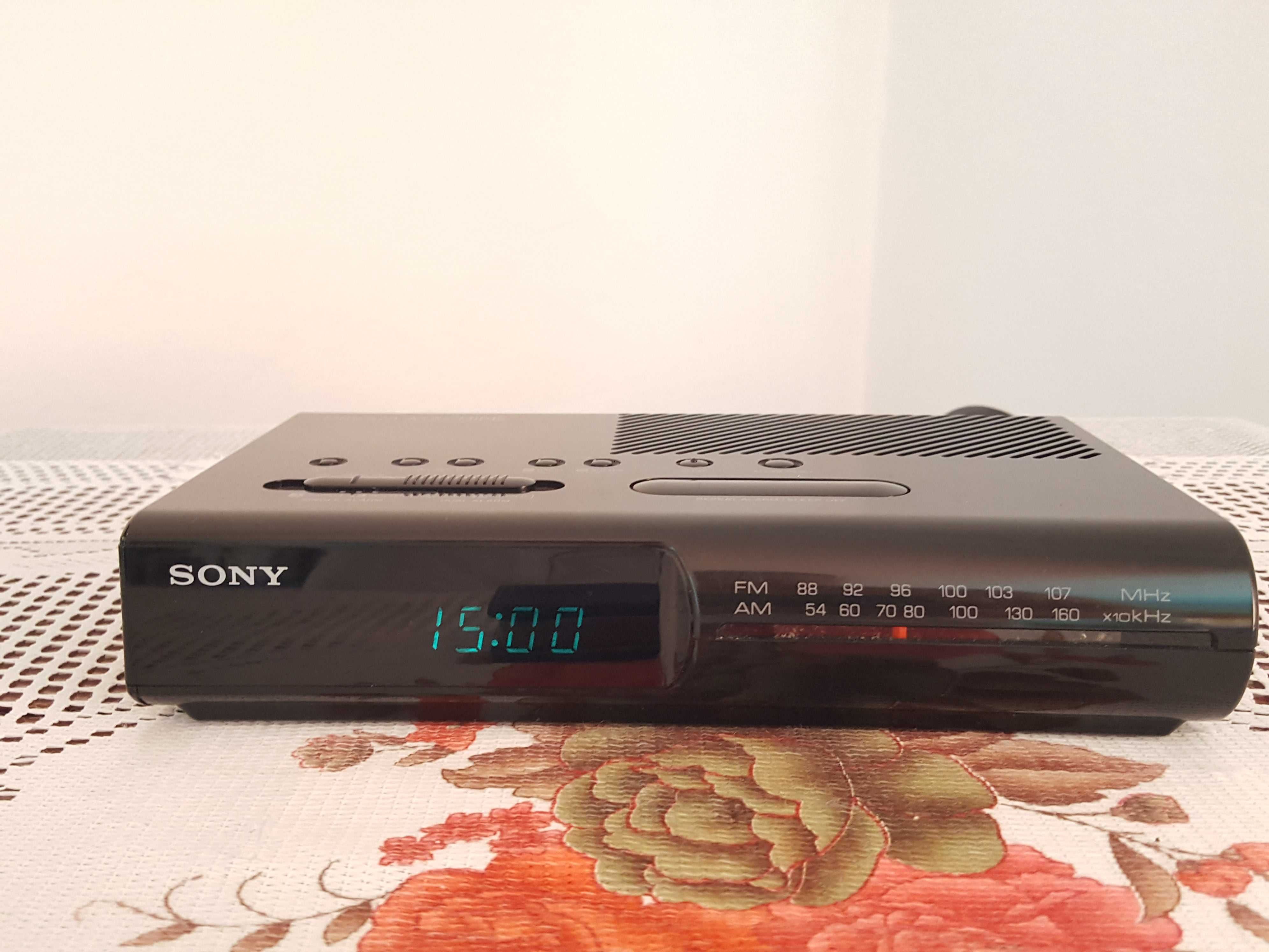 Radio ceas Sony ICF C350 Dream Machine (Germania)