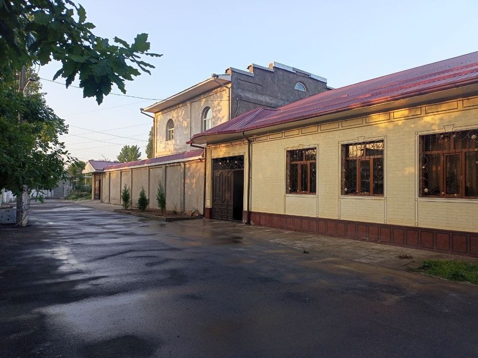 Арзон ховли сотилади