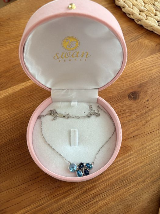 Swan сребърно колие