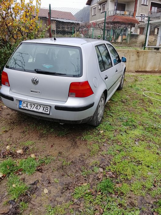 VW Golf 1.6, 101 к.с, 1999г.