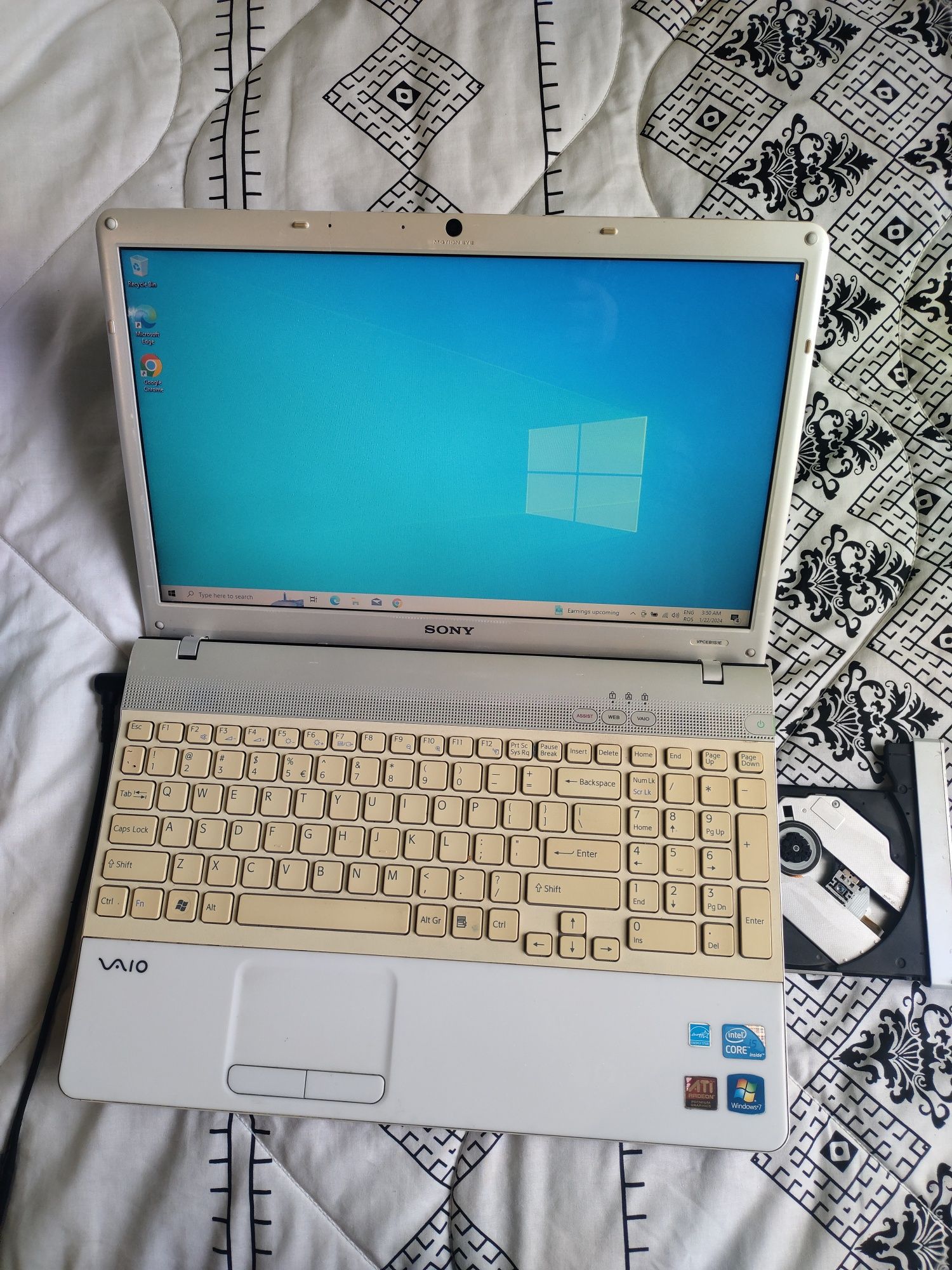 Laptop i5 Procesor cu 6 Giga Ram la 300 de lei