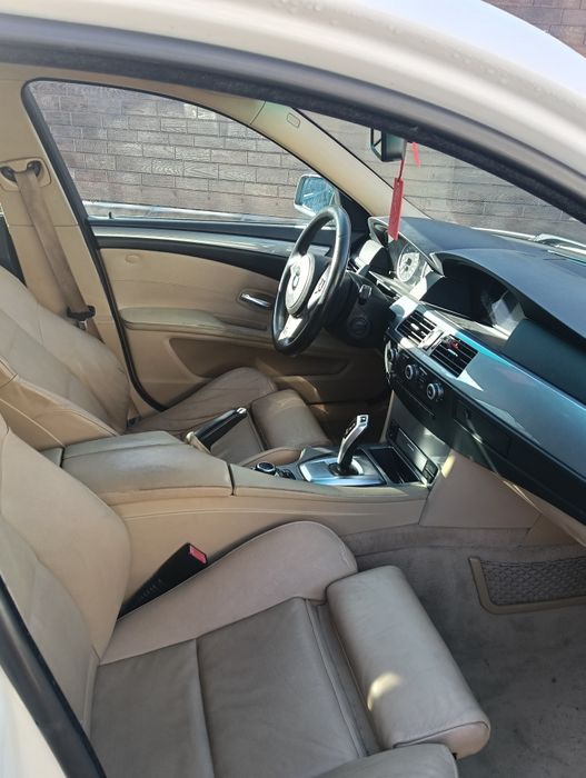 Vând BMW E60 520i FACELIFT