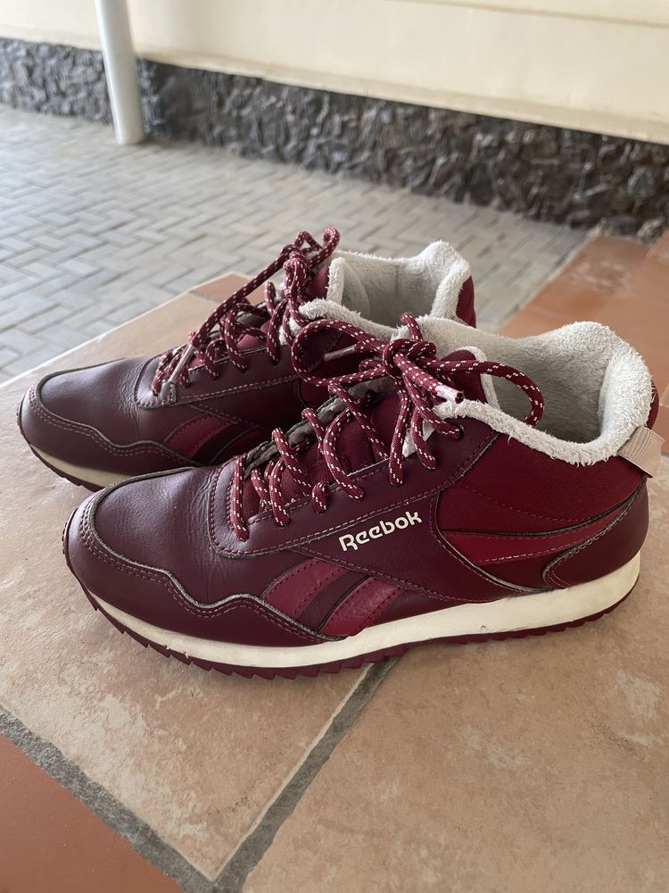 Кроссы от Reebok