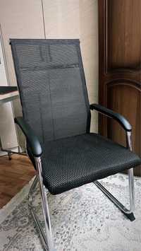 Продам офисное стул