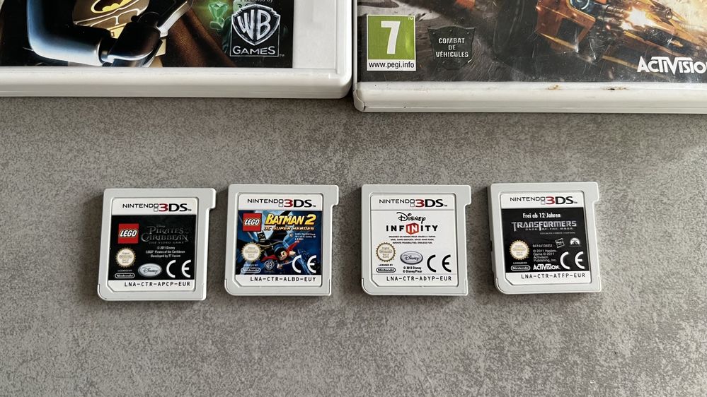 Vand 4 jocuri pentru Nintendo 3DS , originale