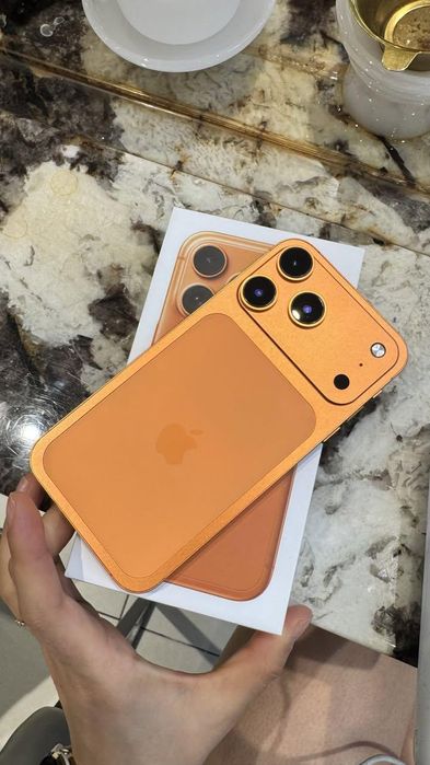 Айфон, 256гб, внутри плата XR.