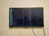 Телевизор LG с сломоым экраном
