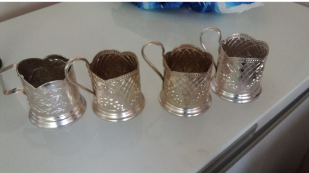 Подстаканики продам……………………….