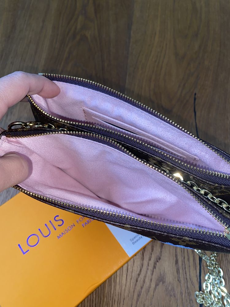 Louise Vuitton Дамска чанта със синджир и две прегради
