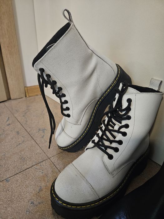 Бели боти естествена кожа