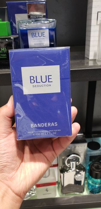 BLUE SEDUCTION Antonio Banderas