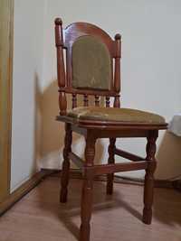 Vând 4 scaune din lemn masiv de cireș