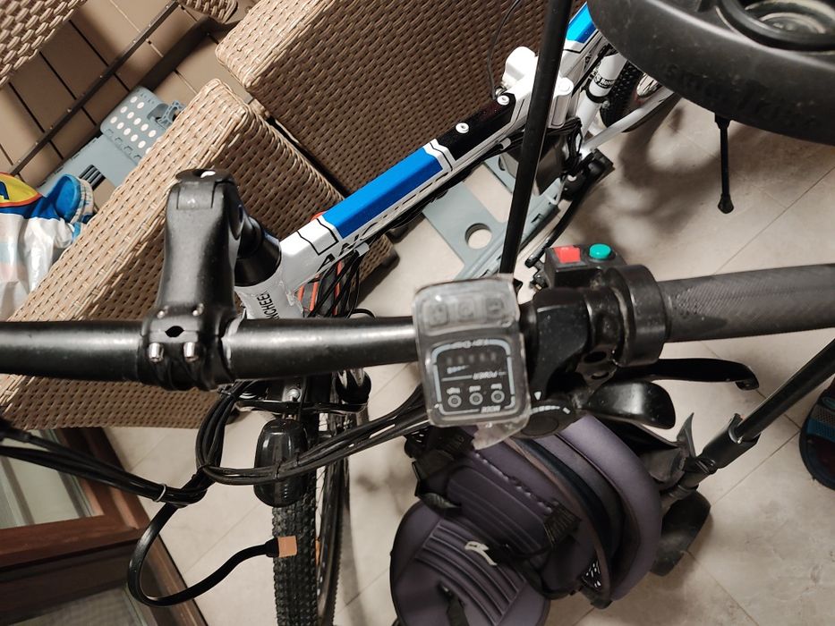 Vând bicicleta electrica