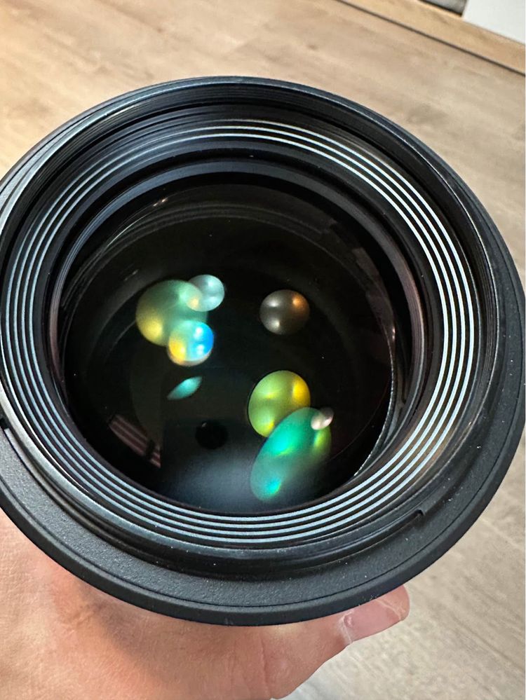 Canon RF 85mm 1.2 DS