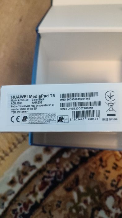 Tableta Mediapad T5 nedesigilata cu accesorii