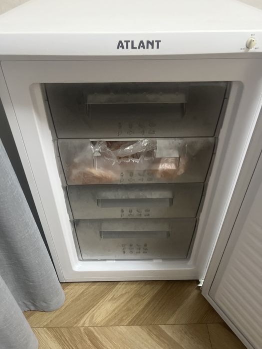 Продам морозильную камеру