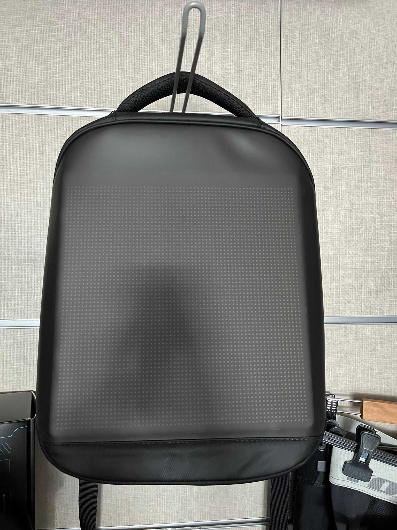 NEW! Rucsac / Ghiozdan scoala elegant, negru, Led, Impermeabil